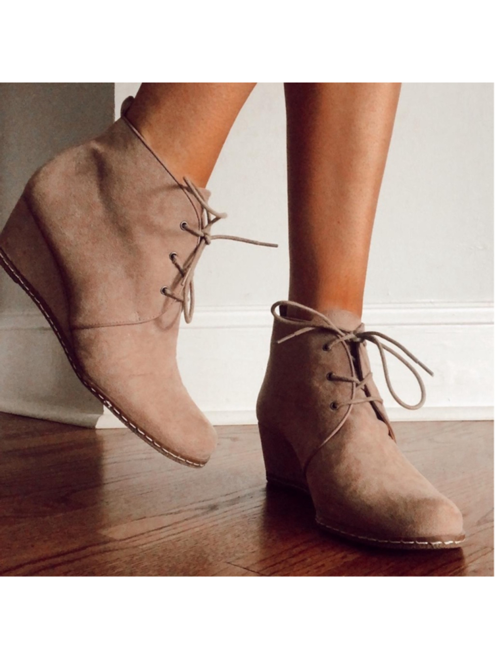Franco Sarto Annabelle Taupe Suede Wedge Boots 8.5